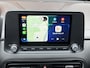 Hyundai Kona Electric EV Fashion 39 kWh / 3 fase laden / SOH 100% / Fabrieksgarantie accu t/m 05-2030 / Dealer Onderhouden / All-Season Banden / Stuur-/Stoelverwarming / Navigatie via Apple Carplay/Android Auto / Achteruitrijcamera /