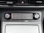 Hyundai Kona Electric EV Fashion 39 kWh / 3 fase laden / SOH 100% / Fabrieksgarantie accu t/m 05-2030 / Dealer Onderhouden / All-Season Banden / Stuur-/Stoelverwarming / Navigatie via Apple Carplay/Android Auto / Achteruitrijcamera /