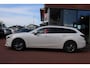 Mazda 6 2.0 SKYACTIV-G Aut.*Business* | Kanon! |Carplay | Adaptive Cruise & Climate Control | Camera | Stoel & Stuur verwarming | Navigatie | PDC | Privacy |