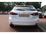 Mazda 6 2.0 SKYACTIV-G Aut.*Business* | Kanon! |Carplay | Adaptive Cruise & Climate Control | Camera | Stoel & Stuur verwarming | Navigatie | PDC | Privacy |