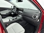 Hyundai Kona Electric EV Comfort Smart 64 kWh | SOH 96% | Navigatie & Carplay | Camera | Stoelverwarming | Electrische verstelbare stoel | Premium Audio
