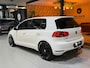 Volkswagen Golf 2.0 GTI Edition|NAP|NL-auto|19" Zwarte Velgen|Getint|Trekhaak|Tartan stoelen|Navi|LED+Xenon|Rijklaar
