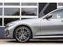BMW 3-Serie 330 330e Touring M Sport | Panorama | ACC | Harman/Kardon | Trekhaak | Stoelverw. | 19' Inch |