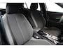 Peugeot e-2008 EV Active 50 kWh Carplay | Parkeersensoren | Keyless | Climate | Cruise | LED | Airco (automatisch) | Apple Carplay/Android Auto|telefoonintegratie premium | Cruise control