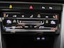 Volkswagen T-Roc 1.0 TSI Life Business | Apple Carplay / Android Auto | Climate Control | Stoelverwarming | Achteruitrijcamera | Parkeersensoren |