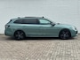 Volkswagen Passat Variant 1.5 eTSI R-Line Panorama Massage stoelen Sfeer verlichting All season banden Bomvolle uitvoering