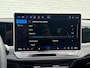 Volkswagen Passat Variant 1.5 eTSI R-Line Panorama Massage stoelen Sfeer verlichting All season banden Bomvolle uitvoering