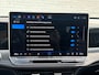 Volkswagen Passat Variant 1.5 eTSI R-Line Panorama Massage stoelen Sfeer verlichting All season banden Bomvolle uitvoering