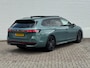 Volkswagen Passat Variant 1.5 eTSI R-Line Panorama Massage stoelen Sfeer verlichting All season banden Bomvolle uitvoering