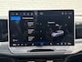 Volkswagen Passat Variant 1.5 eTSI R-Line Panorama Massage stoelen Sfeer verlichting All season banden Bomvolle uitvoering