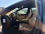 Volvo XC60 2.0 B5 Ultimate Dark | Trekhaak | Luchtvering | Nappaleder | Stoelventilatie | Head-up Display | Panoramadak | Harman Kardon Audio | 360 Graden Camera | Keyless Entry | Elektrische Achterklep | Stoelverwarming voor en achter | Cruise Control Adaptief | BLIS | Google Navigatie | Apple Carplay | Android Auto