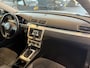 Volkswagen Passat Variant 1.8 TSI Highline Automaat | Cruise control | Climate control | Trekhaak | Stoelverwarming | Navigatie