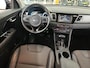 Kia Niro Hybrid 1.6 GDi 141pk Automaat DynamicLine | Trekhaak | Navi | Apple CarPlay | Camera | Parkeersensoren | Half leder/stof