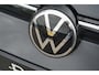 Volkswagen Golf 1.0 TSI 90pk | Climate controle | Carplay | parkeersensoren voor/achter | Extra Getint Glas