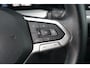 Volkswagen Golf 1.0 TSI 90pk | Climate controle | Carplay | parkeersensoren voor/achter | Extra Getint Glas
