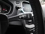 Volvo V40 2.0 D2 Nordic+ Navi / Elekramen / Cruise / Lm-velgen / Stoelverw / Keurig onderhouden / Voldoende Apk /
