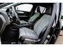 Volvo XC40 2.0 B4 Plus Dark | Trekhaak | Harman Kardon Audio | Achteruitrijcamera | Parkeersensoren | Keyless Entry | Elektrische Achterklep | Elektrisch Verstelbare Voorstoelen | Stoelverwarming | Google Navigatie | Apple Carplay | Android Auto | Lichtmetalen Velgen 18 inch