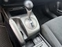 Honda Civic 1.3 Hybrid | Automaat | Camera | Parkeersensoren | Climate Control | Rijdt en schakelt goed, wel wat schades rondom