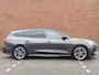 Ford Focus Wagon 1.0 EcoBoost Hybrid ST Line X | Automaat | Climate Control | Adaptive Cruise Control | Sensoren Voor + Achter | Camera Achter | Carplay | Android Auto |