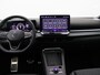 Volkswagen T-Roc 1.5 eTsi R-Line First Edition 150PK DSG Pano-Schuifdak, Trekhaak, Black Style, 20" LM Velgen, Keyless, Side Asisst, Matrix LED-Verlichting, Achteruitrijcamera