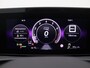 Volkswagen T-Roc 1.5 eTsi R-Line First Edition 150PK DSG Pano-Schuifdak, Trekhaak, Black Style, 20" LM Velgen, Keyless, Side Asisst, Matrix LED-Verlichting, Achteruitrijcamera