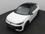Volkswagen T-Roc 1.5 eTsi R-Line First Edition 150PK DSG Pano-Schuifdak, Trekhaak, Black Style, 20" LM Velgen, Keyless, Side Asisst, Matrix LED-Verlichting, Achteruitrijcamera