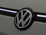 Volkswagen T-Roc 1.5 eTsi R-Line First Edition 150PK DSG Pano-Schuifdak, Trekhaak, Black Style, 20" LM Velgen, Keyless, Side Asisst, Matrix LED-Verlichting, Achteruitrijcamera