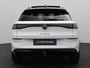 Volkswagen T-Roc 1.5 eTsi R-Line First Edition 150PK DSG Pano-Schuifdak, Trekhaak, Black Style, 20" LM Velgen, Keyless, Side Asisst, Matrix LED-Verlichting, Achteruitrijcamera