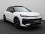 Volkswagen T-Roc 1.5 eTsi R-Line First Edition 150PK DSG Pano-Schuifdak, Trekhaak, Black Style, 20" LM Velgen, Keyless, Side Asisst, Matrix LED-Verlichting, Achteruitrijcamera
