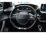 Peugeot e-2008 EV GT 50 kWh / SoH 90,6% / Camera / Half leder / Virtual Cockpit / 18'' / LED Koplampen / Keyless / Navigatie / Cruise Control