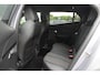 Peugeot e-2008 EV GT 50 kWh / SoH 90,6% / Camera / Half leder / Virtual Cockpit / 18'' / LED Koplampen / Keyless / Navigatie / Cruise Control