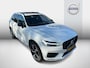 Volvo XC60 2.0 Recharge T8 AWD R-Design | Plug-in Hybrid (PHEV) | Panoramadak | Head-up Display | Harman Kardon Audio | 360 Graden Camera | Keyless Entry | Elektrische Achterklep | Stoelverwarming voor en achter | Cruise Control Adaptief | BLIS | Navigatie | Apple Carplay | Android Auto