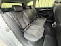 Skoda Octavia Combi 1.0 e-TSI Business Edition Plus Automaat | Panoramadak | Leer/alcantara bekleding | Stoel- en stuurverwarming | Achteruitrijcamera | Elektrisch uitklapbare trekhaak | Sfeerverlichting | Adaptieve cruise control