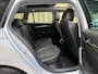 Skoda Octavia Combi 1.0 e-TSI Business Edition Plus Automaat | Panoramadak | Leer/alcantara bekleding | Stoel- en stuurverwarming | Achteruitrijcamera | Elektrisch uitklapbare trekhaak | Sfeerverlichting | Adaptieve cruise control