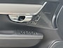 Volvo V90 2.0 T6 Plug-in hybrid AWD Plus Bright | Long Range | Adaptieve Cruise Control | 360° Parkeercamera | Stoel-/Stuurverwarming | Harman Kardon Audio | Sportstoelen | Dodehoek Detectie |