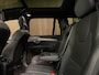 Volvo XC90 T8 AWD Recharge Inscription | Luchtvering | Trekhaak | 360 Camera | Harman Kardon | Adaptieve Cruise Control | Stoelverwarming voor+achter | Stuurwielverwarming | Schuifdak | 22 Inch | Full LED Meesturende koplampen | Standkachel met Volvo On Call App | Gelamineerde/geluidwerende zijruiten | Pilot Assist | BLIS Dode Hoek Detectie | Elektrische voorstoelen geheugen | Lederen bekleding | Zitting verlenging voorstoelen | Keyless Drive | Parkeersensoren voor+achter | Privacy Glass | Elektrisch bedienbare achterklep | Geïntegreerde zongordijnen achterportieren | Geïntegreerd kinderzitje achterin | 7-Persoons | 4-Zone Climate Control | DAB Radio | Apple Carplay/Android Auto | Alarm Klasse III | Volvo On Call met mobiele App functie | Onyx Black Metallic |