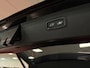 Volvo XC90 T8 AWD Recharge Inscription | Luchtvering | Trekhaak | 360 Camera | Harman Kardon | Adaptieve Cruise Control | Stoelverwarming voor+achter | Stuurwielverwarming | Schuifdak | 22 Inch | Full LED Meesturende koplampen | Standkachel met Volvo On Call App | Gelamineerde/geluidwerende zijruiten | Pilot Assist | BLIS Dode Hoek Detectie | Elektrische voorstoelen geheugen | Lederen bekleding | Zitting verlenging voorstoelen | Keyless Drive | Parkeersensoren voor+achter | Privacy Glass | Elektrisch bedienbare achterklep | Geïntegreerde zongordijnen achterportieren | Geïntegreerd kinderzitje achterin | 7-Persoons | 4-Zone Climate Control | DAB Radio | Apple Carplay/Android Auto | Alarm Klasse III | Volvo On Call met mobiele App functie | Onyx Black Metallic |