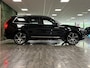 Volvo XC90 T8 AWD Recharge Inscription | Luchtvering | Trekhaak | 360 Camera | Harman Kardon | Adaptieve Cruise Control | Stoelverwarming voor+achter | Stuurwielverwarming | Schuifdak | 22 Inch | Full LED Meesturende koplampen | Standkachel met Volvo On Call App | Gelamineerde/geluidwerende zijruiten | Pilot Assist | BLIS Dode Hoek Detectie | Elektrische voorstoelen geheugen | Lederen bekleding | Zitting verlenging voorstoelen | Keyless Drive | Parkeersensoren voor+achter | Privacy Glass | Elektrisch bedienbare achterklep | Geïntegreerde zongordijnen achterportieren | Geïntegreerd kinderzitje achterin | 7-Persoons | 4-Zone Climate Control | DAB Radio | Apple Carplay/Android Auto | Alarm Klasse III | Volvo On Call met mobiele App functie | Onyx Black Metallic |