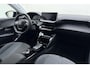 Peugeot 208 1.2 Hybrid 110 e-DCS6 Allure | Apple carplay/Android auto | Cruise control | Navigatie via APP. | Parkeersensoren achter | Lichtmetalen velgen |