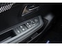 Peugeot 208 1.2 Hybrid 110 e-DCS6 Allure | Apple carplay/Android auto | Cruise control | Navigatie via APP. | Parkeersensoren achter | Lichtmetalen velgen |