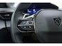Peugeot 208 1.2 Hybrid 110 e-DCS6 Allure | Apple carplay/Android auto | Cruise control | Navigatie via APP. | Parkeersensoren achter | Lichtmetalen velgen |