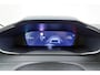 Peugeot 208 1.2 Hybrid 110 e-DCS6 Allure | Apple carplay/Android auto | Cruise control | Navigatie via APP. | Parkeersensoren achter | Lichtmetalen velgen |