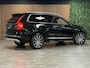 Volvo XC90 T8 AWD Recharge Inscription | 360° Camera | Head-Up Display | Harman Kardon | Adaptieve Cruise Control | Stoel en Stuurwielverwarming | Standkachel met Volvo On Call App | Pilot Assist | BLIS Dode Hoek Detectie | Schuifdak | Elektrische voorstoelen geheugen | Lederen bekleding | Zitting verlenging voorstoelen | 20 Inch | Keyless Drive | Parkeersensoren voor+achter | Privacy Glass | Elektrisch bedienbare achterklep | 7-Persoons | 4-Zone Climate Control | DAB Radio | Apple Carplay/Android Auto | Volvo On Call met mobiele App functie | Onyx Black Metallic |
