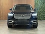 Volvo XC90 T8 AWD Recharge Inscription | 360° Camera | Head-Up Display | Harman Kardon | Adaptieve Cruise Control | Stoel en Stuurwielverwarming | Standkachel met Volvo On Call App | Pilot Assist | BLIS Dode Hoek Detectie | Schuifdak | Elektrische voorstoelen geheugen | Lederen bekleding | Zitting verlenging voorstoelen | 20 Inch | Keyless Drive | Parkeersensoren voor+achter | Privacy Glass | Elektrisch bedienbare achterklep | 7-Persoons | 4-Zone Climate Control | DAB Radio | Apple Carplay/Android Auto | Volvo On Call met mobiele App functie | Onyx Black Metallic |