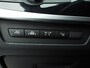 BMW 5-Serie Touring 528i M-Sportpakket / Trekhaak / Panoramadak / HIFI / Comfortstoelen / Head-up / Surround View / Alu wielen 19 inch