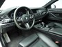 BMW 5-Serie Touring 528i M-Sportpakket / Trekhaak / Panoramadak / HIFI / Comfortstoelen / Head-up / Surround View / Alu wielen 19 inch