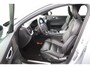 Volvo V60 T8 Plug-in hybrid AWD Plus Dark | Stoelverwarming | 360 Camera | Voorruitverwarming | Harman\Kardon | Elek.  Sport Stoelen