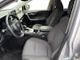 Toyota RAV4 2.5 Hybrid Active Trekhaak afneembaar , climate , navi , cruise , camera , lm velgen .