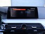 BMW 5-Serie Touring 520i M Sport | 20" Individual 759i | Pano | HUD | Harman/Kardon | Leder |