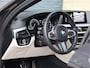 BMW 5-Serie Touring 520i M Sport | 20" Individual 759i | Pano | HUD | Harman/Kardon | Leder |